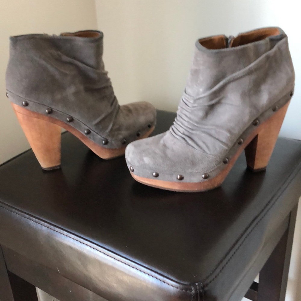 Nine West booties